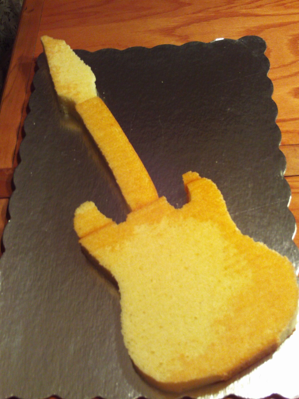 Electric Guitar Cake Pan Awesome the Creative Cake Maker Rock N Roll Electric Guitar