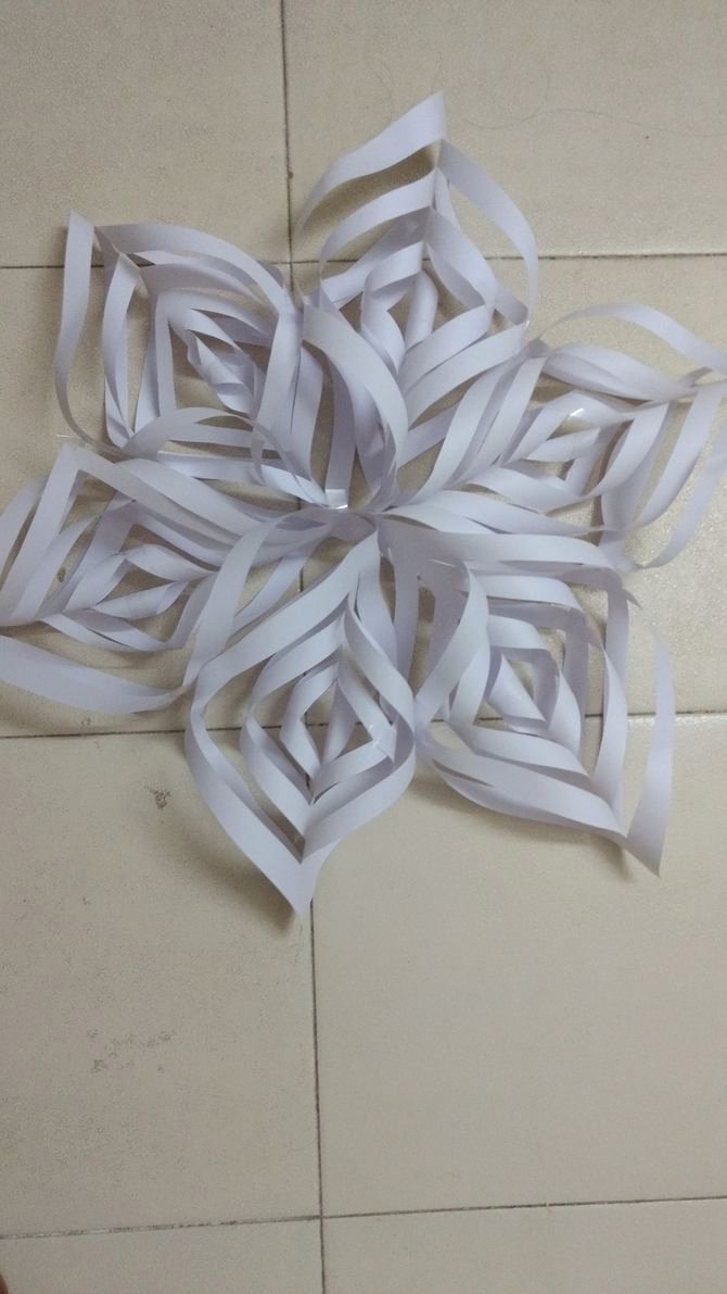 How to Make 3d Snowflakes Inspirational How to Make A 3d Paper Snowflake 12 Steps with