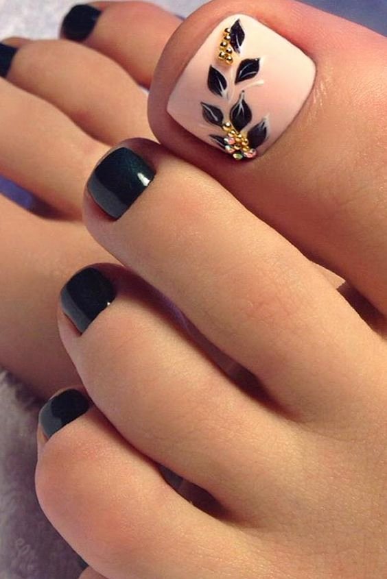toe nail designs